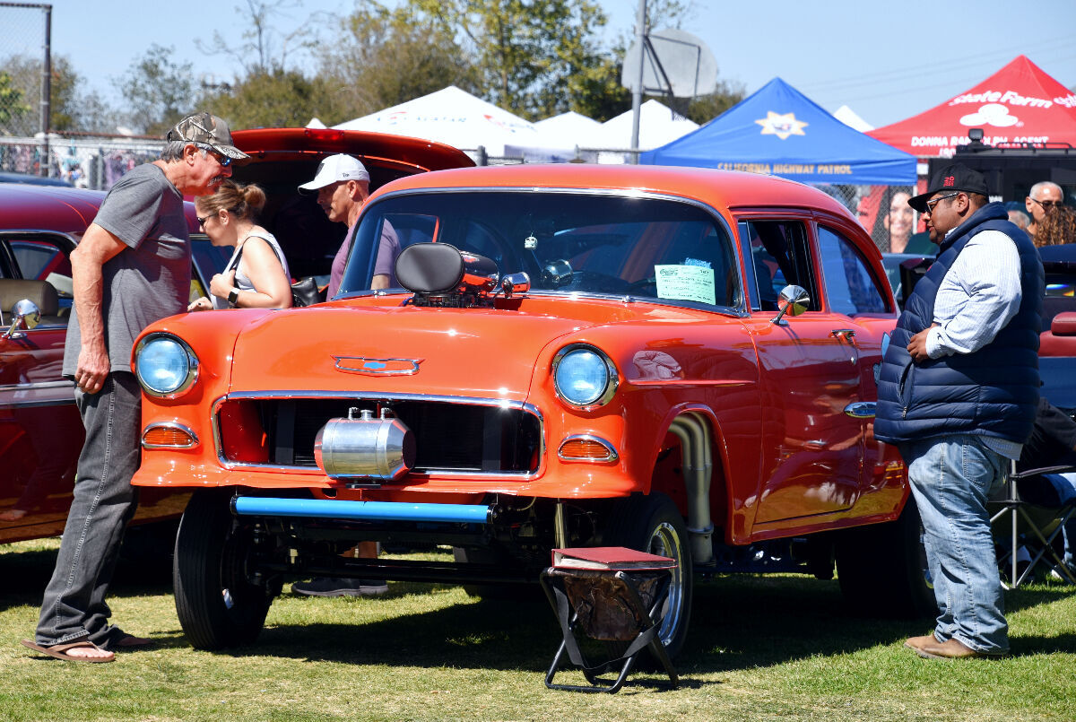031222-smt-news-st-patricks-car-show-009